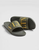 MEN'S VALENTINO GARAVANI VLTN RUBBER SLIDER SANDAL MILITARY GREEN