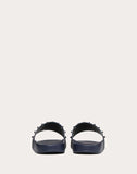 MEN'S VALENTINO GARAVANI ROCKSTUD RUBBER SLIDER SANDAL DARK BLUE