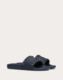 MEN'S VALENTINO GARAVANI ROCKSTUD RUBBER SLIDER SANDAL DARK BLUE