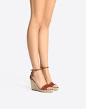 WOMEN'S VALENTINO GARAVANI GRAIN CALFSKIN LEATHER ROCKSTUD DOUBLE WEDGE SANDAL 95MM BROWN