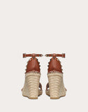 WOMEN'S VALENTINO GARAVANI GRAIN CALFSKIN LEATHER ROCKSTUD DOUBLE WEDGE SANDAL 95MM BROWN