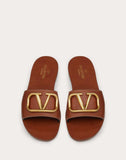 WOMEN'S VALENTINO GARAVANI GRAINY COWHIDE SLIP-ON SANDAL WITH VLOGO DETAIL 5MM TAN