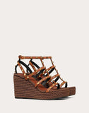 WOMEN'S VALENTINO GARAVANI ROCKSTUD COWHIDE ANKLE STRAP WEDGE SANDAL 95 MM TAN