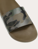 MEN'S VALENTINO GARAVANI CAMOUFLAGE RUBBER SLIDER SANDAL MILITARY GREEN