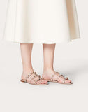 WOMEN'S VALENTINO GARAVANI ROCKSTUD FLAT SLIDE SANDAL POUDRE