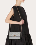 WOMEN'S VALENTINO GARAVANI ROCKSTUD SPIKE NAPPA LEATHER CROSSBODY CLUTCH BAG PASTEL GRAY
