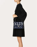 WOMEN'S VALENTINO GARAVANI MEDIUM VLTN CANDYSTUD TOP-HANDLE BAG BLUE