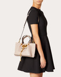 WOMEN'S VALENTINO GARAVANI SMALL VLOGO ESCAPE GRAINY CALFSKIN SHOPPER POUDRE
