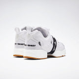 WOMEN'S REEBOK INSTAPUMP FURY BOOST SHOES WHITE / BLACK / REEBOK RUBBER GUM-06